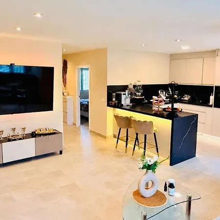Modernes Mit Garten & Pool Naehe Denia Apartmán *