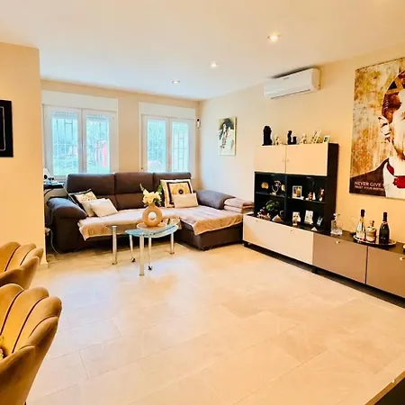 Modernes Mit Garten & Pool Naehe Denia Apartmán El Verger